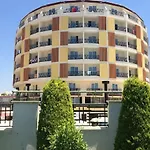 Arabella World 4* Avsallar